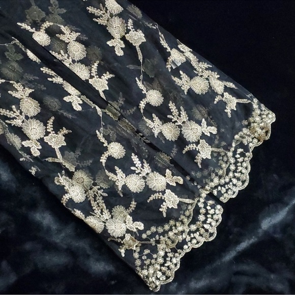 Fashion Nova / Embroidered Mesh Kimono~Duster - Picture 7 of 15